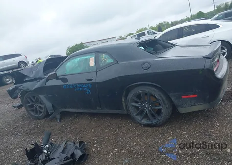 2022 Dodge Challenger Gt z USA, uszkodzony, nr VIN 2C3CDZJG7NH260470